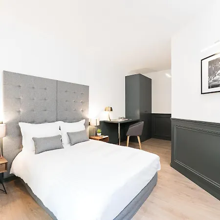 Livinparis - Luxury Ac 3 Bedrooms Republique I